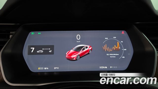 Tesla Model S 2019 — photo 25