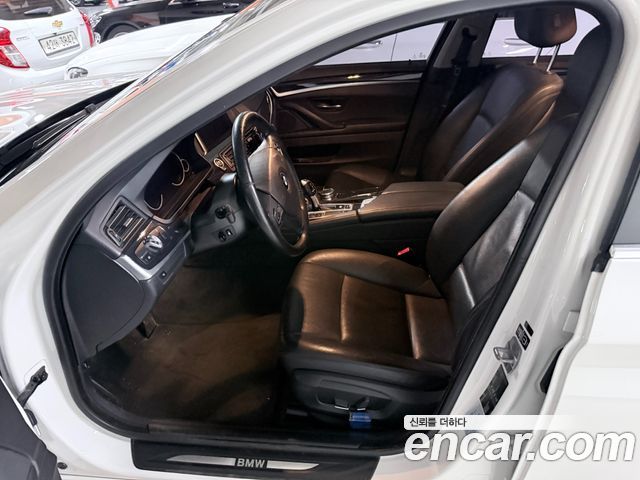 BMW 5-Series 2015 — photo 5