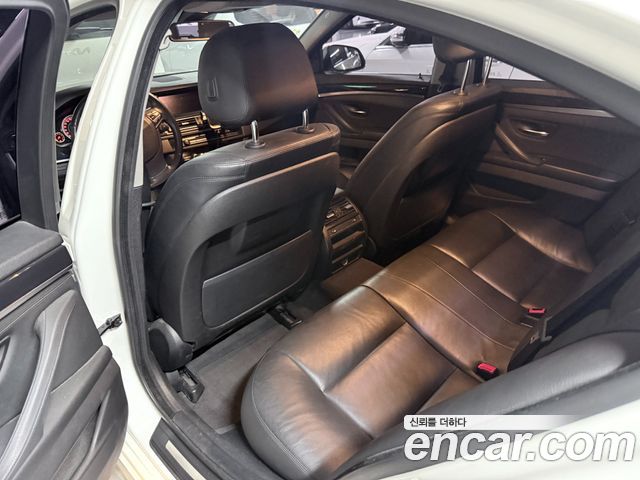 BMW 5-Series 2015 — photo 6