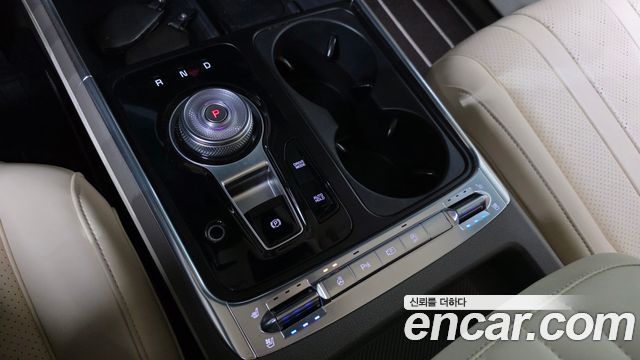 Kia Canival 2024 — photo 12
