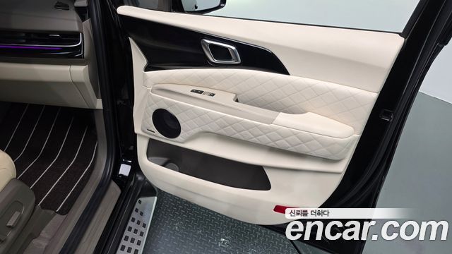 Kia Canival 2024 — photo 14