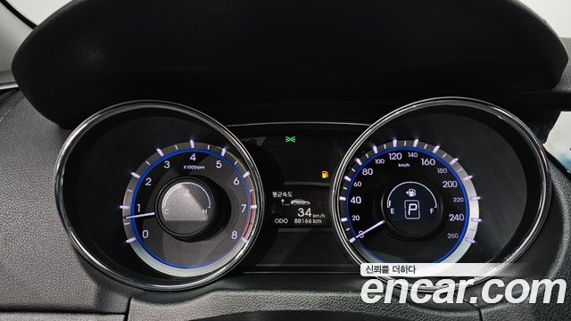 Hyundai Sonata 2013 — photo 8