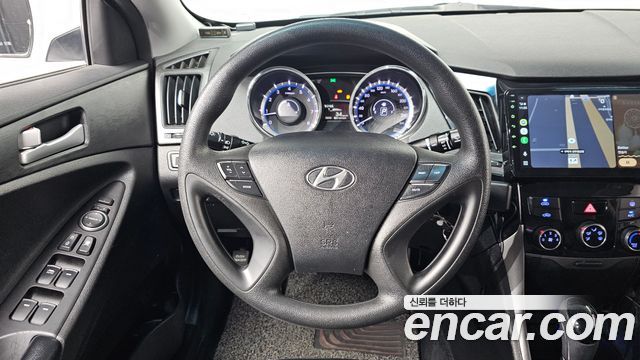 Hyundai Sonata 2013 — photo 13