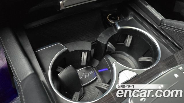 Mercedes-Benz GLE-Class 2021 — photo 24