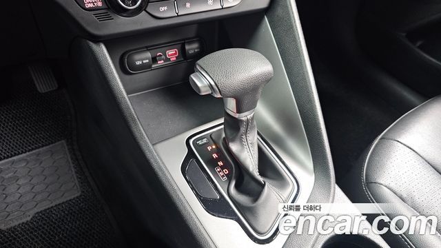 Kia Niro 2018 — photo 12