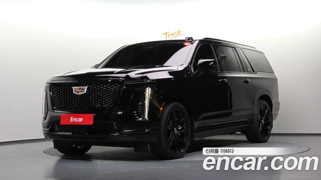 Cadillac Escalade 2025 — photo 1