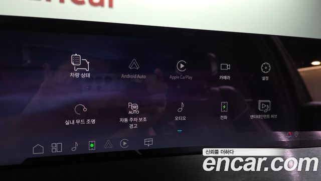 Cadillac Escalade 2025 — photo 32