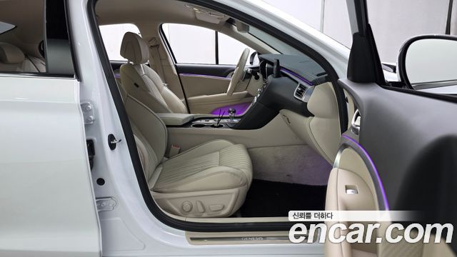 Genesis G70 2021 — photo 16