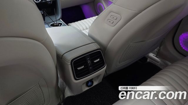 Genesis G70 2021 — photo 30
