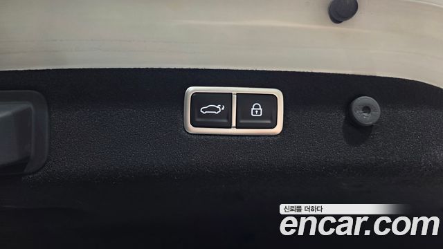 Genesis G70 2021 — photo 33