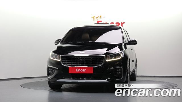 Kia Canival 2019 — photo 3