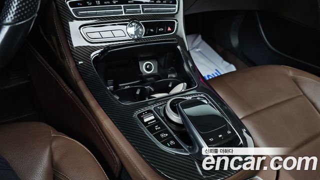 Mercedes-Benz E-Class 2017 — photo 24
