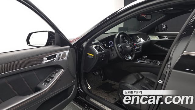 Genesis G80 2019 — photo 13