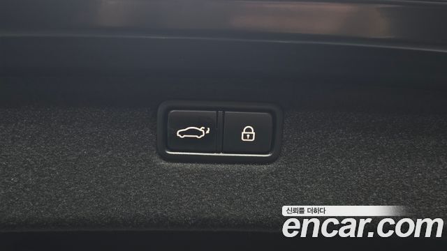 Genesis G80 2019 — photo 26
