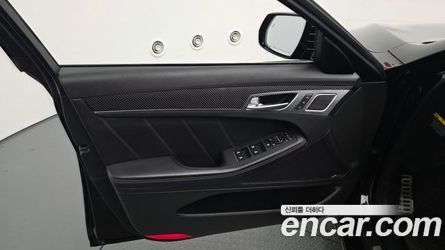 Genesis G80 2019 — photo 14