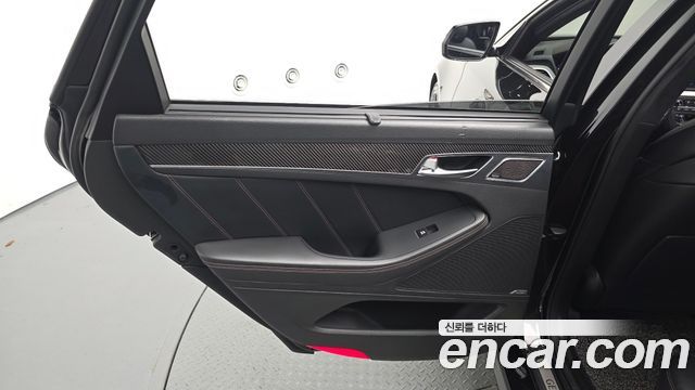 Genesis G80 2019 — photo 15