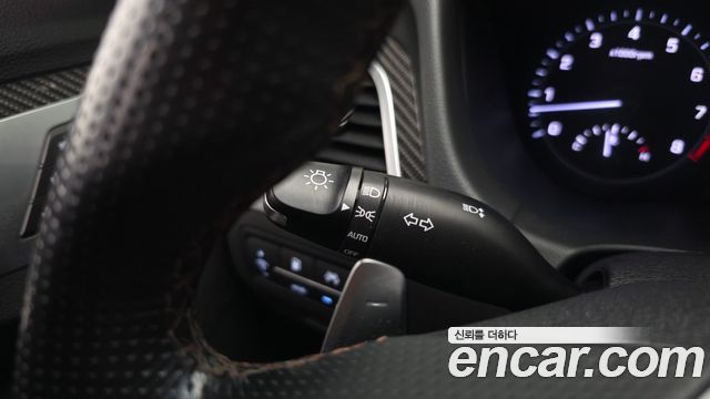 Genesis G80 2019 — photo 36