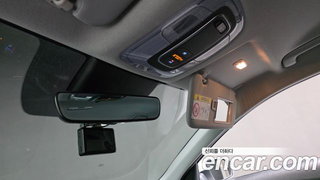 Hyundai AVANTE 2021 — photo 25