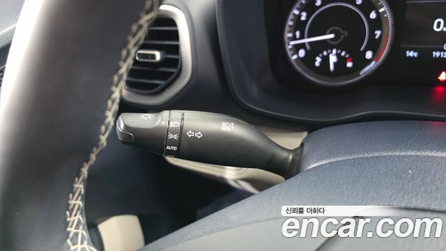 Hyundai Venue 2021 — photo 23