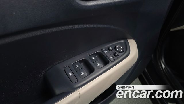 Hyundai Venue 2021 — photo 25