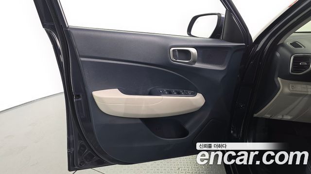 Hyundai Venue 2021 — photo 14