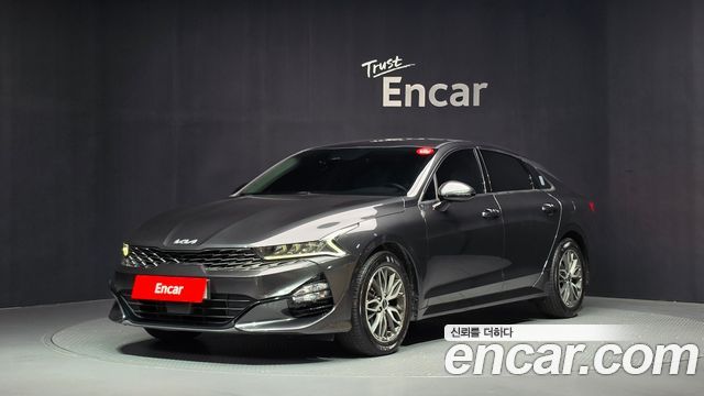 Kia K5 2023 — photo 1