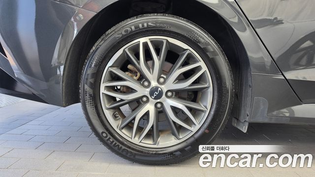 Kia K5 2023 — photo 5