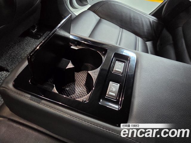Renault Korea SM6 2016 — photo 13
