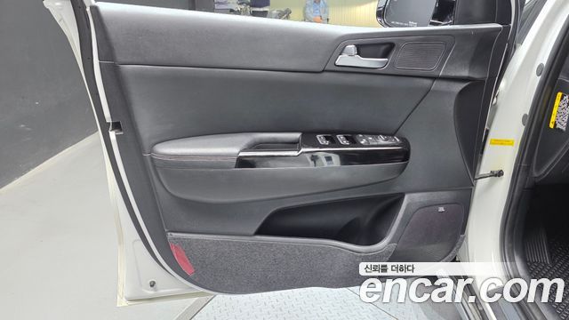 Kia Sportage 2017 — photo 14