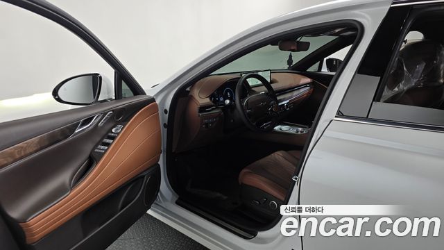Genesis G80 2022 — photo 13