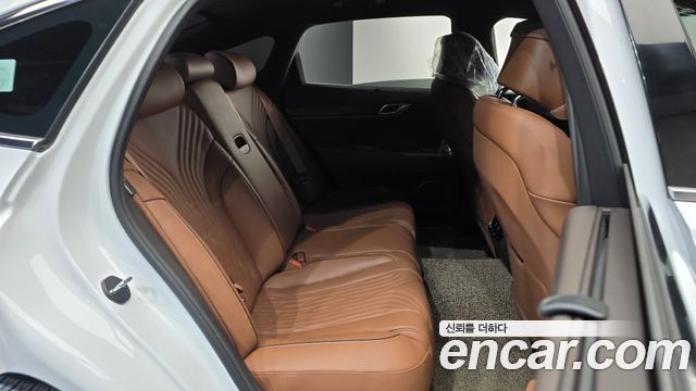 Genesis G80 2022 — photo 17
