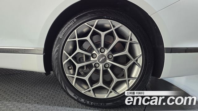 Genesis G80 2022 — photo 7