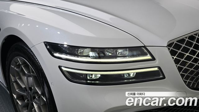 Genesis G80 2022 — photo 8