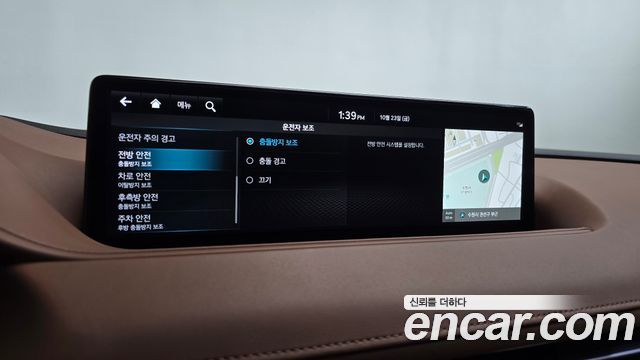 Genesis G80 2022 — photo 34