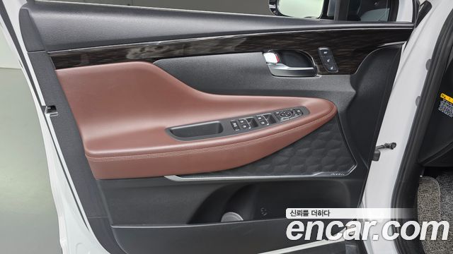 Hyundai Santafe 2020 — photo 14