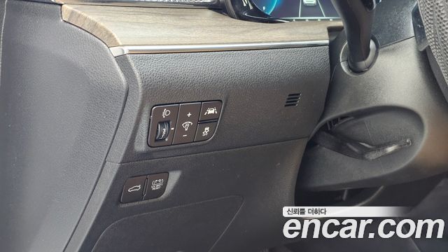 Kia K5 2023 — photo 22