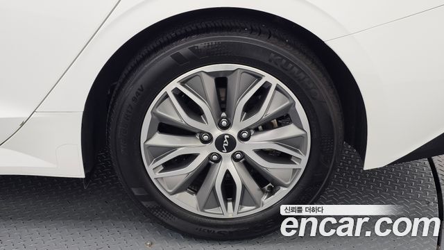 Kia K5 2023 — photo 7