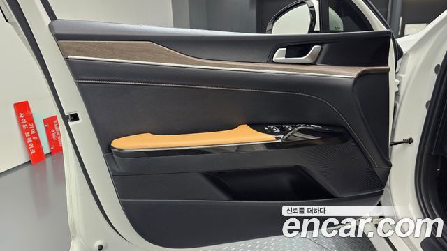 Kia K5 2023 — photo 14