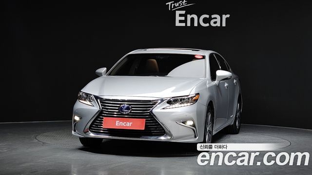 Lexus ES 2017 — photo 3