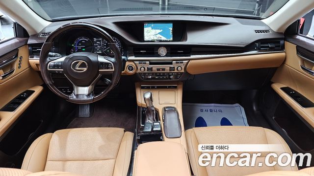 Lexus ES 2017 — photo 7