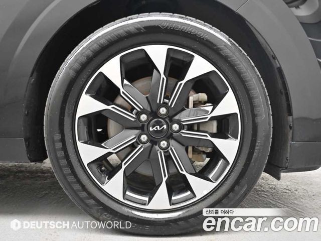 Kia Canival 2023 — photo 5