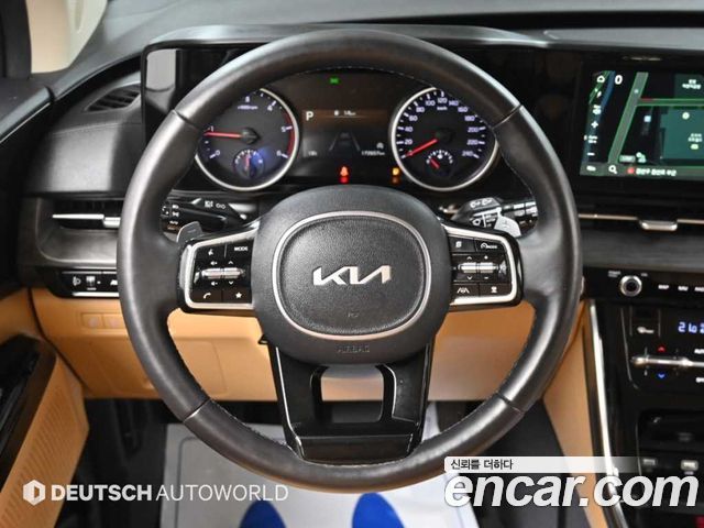 Kia Canival 2023 — photo 13