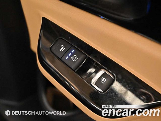 Kia Canival 2023 — photo 16