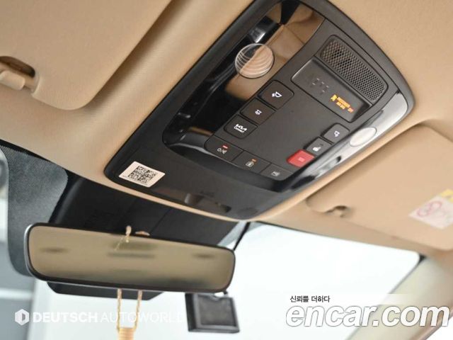 Kia Canival 2023 — photo 18