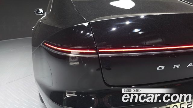 Hyundai Grandeur 2023 — photo 9