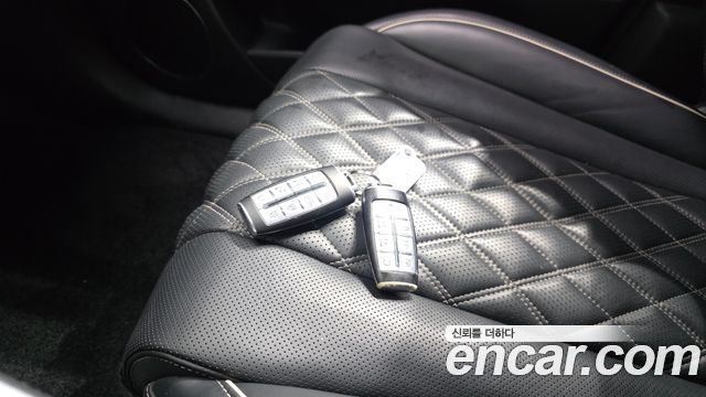 Genesis GV80 2020 — photo 22