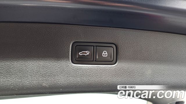 Genesis GV80 2020 — photo 23