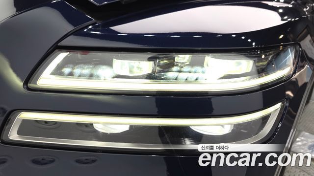 Genesis GV80 2020 — photo 8