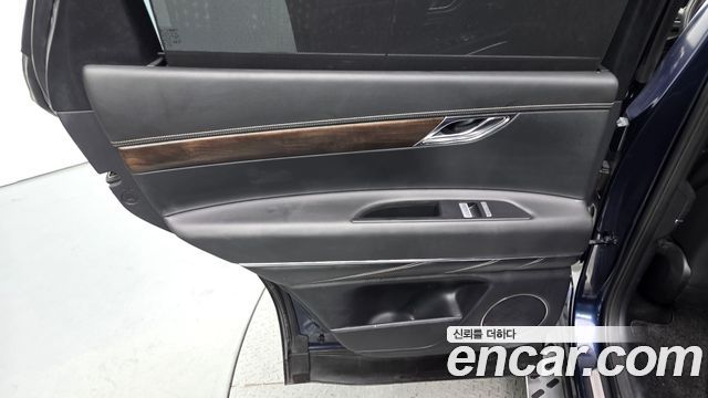 Genesis GV80 2020 — photo 15