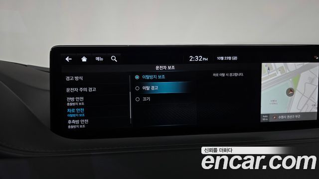 Genesis G80 2022 — photo 29